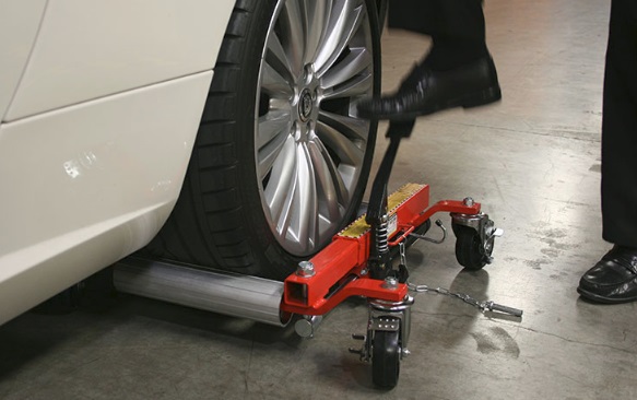 1,500-lb. Capacity GoCart™ Car Dollies / Jumbo / 13" Tire Width / 39" Tire Diameter (Sold as Pair)